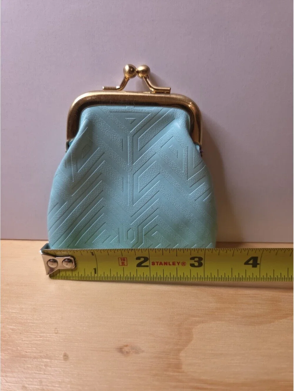 Teal Geometric Print Polyester Kiss Lock Wallet.  Very Clean!  Nice Wallet!!